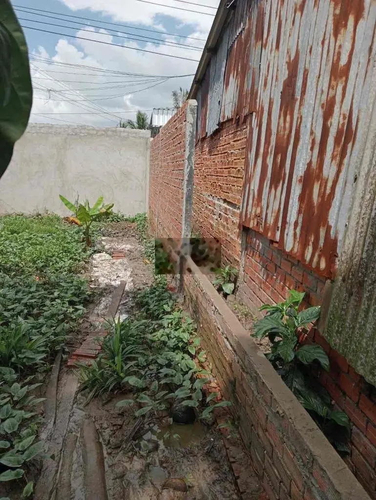đất ở đô thị 100% hiện lộ Dal 1m5,
