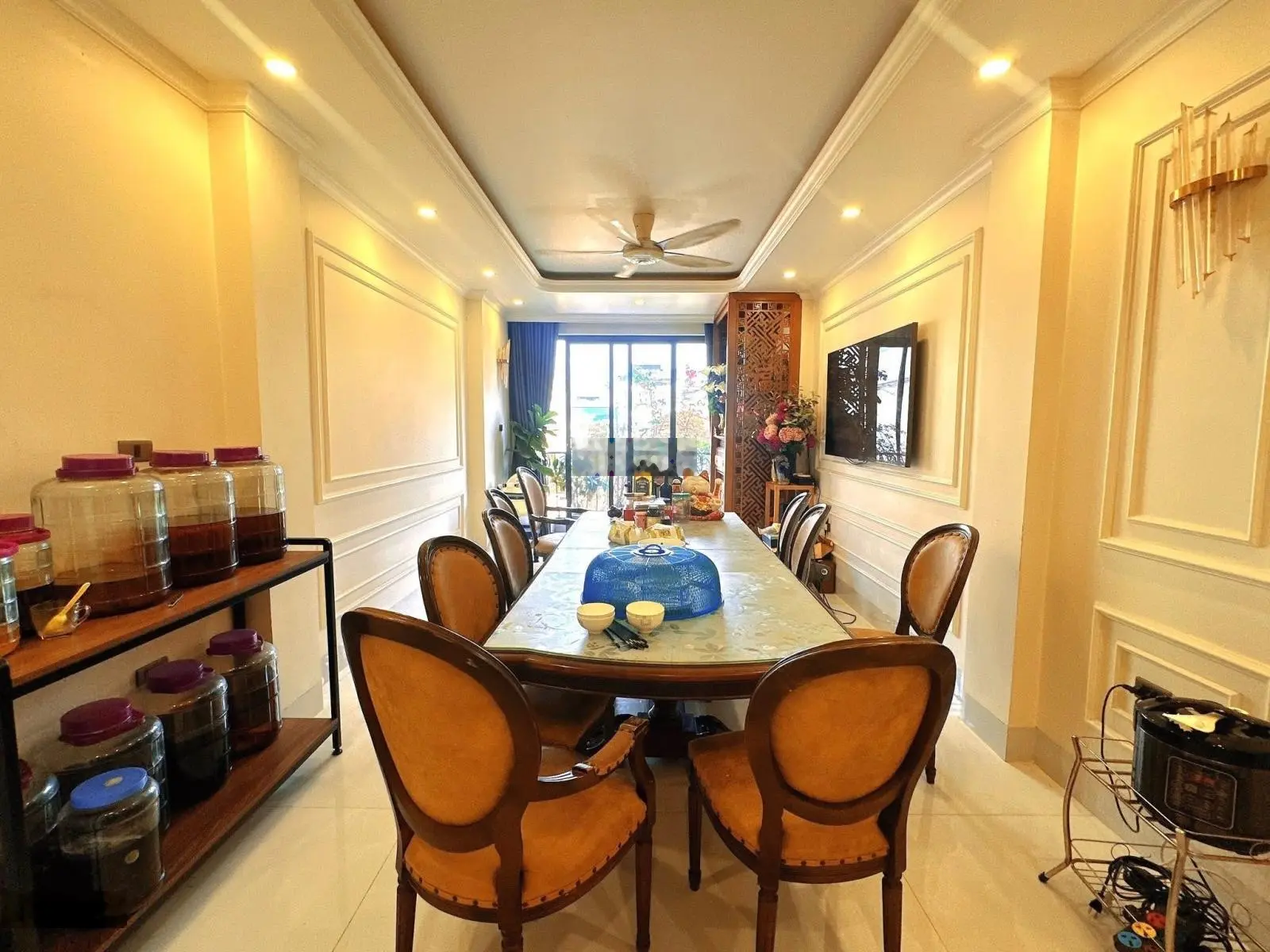 Mặt ngõ thái hà phân lô ôtô tránh 7 tầng thang máy , kinh doanh , 65m . giá 23 tỷ