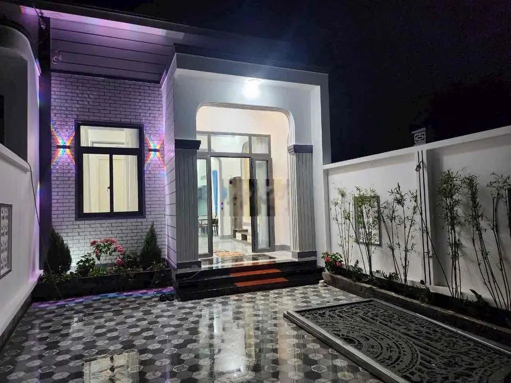 Nhà full thổ cư quy hoạch đất ở,Châu Thành Bến Tre