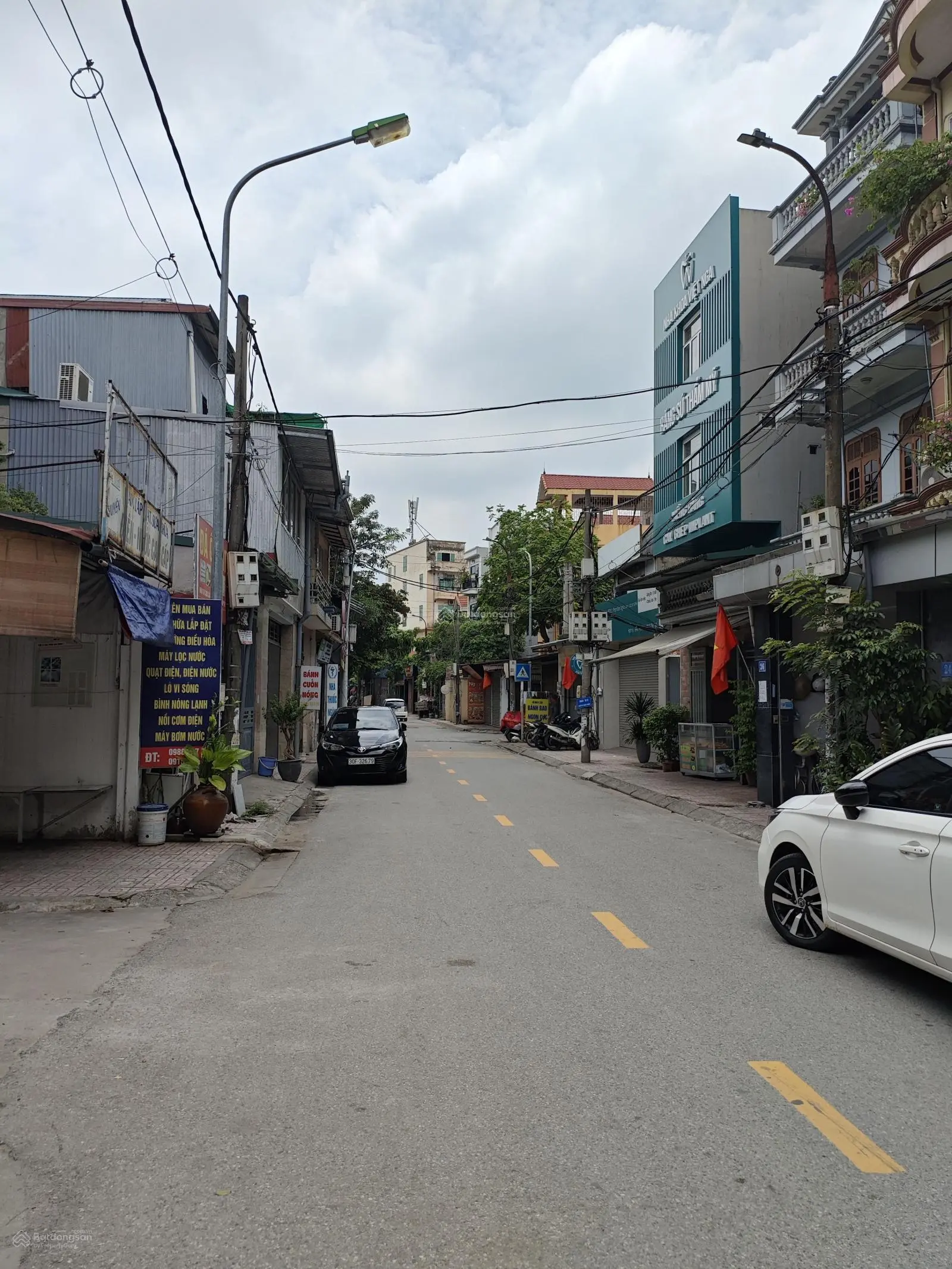 Bán nhà 46m2 6 tầng thang máy full nội thất ngõ 95 Vũ Xuân Thiều. Ngõ thông, nông cách mặt phố 20m
