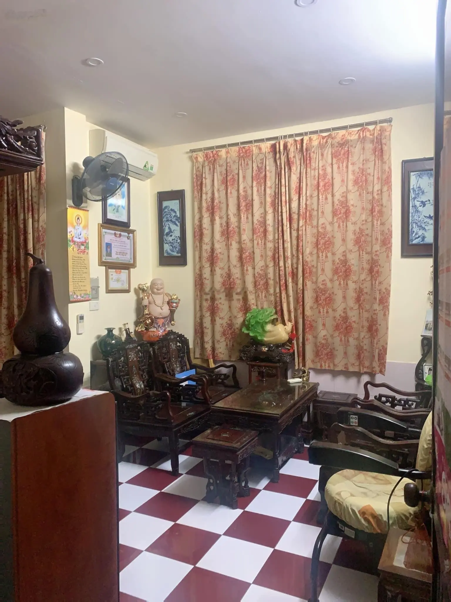 Phải thật nhanh mới kịp chỉ hơn 13 tỷ có ngay căn nhà lô góc mặt phố Quỳnh Lôi - 8/3