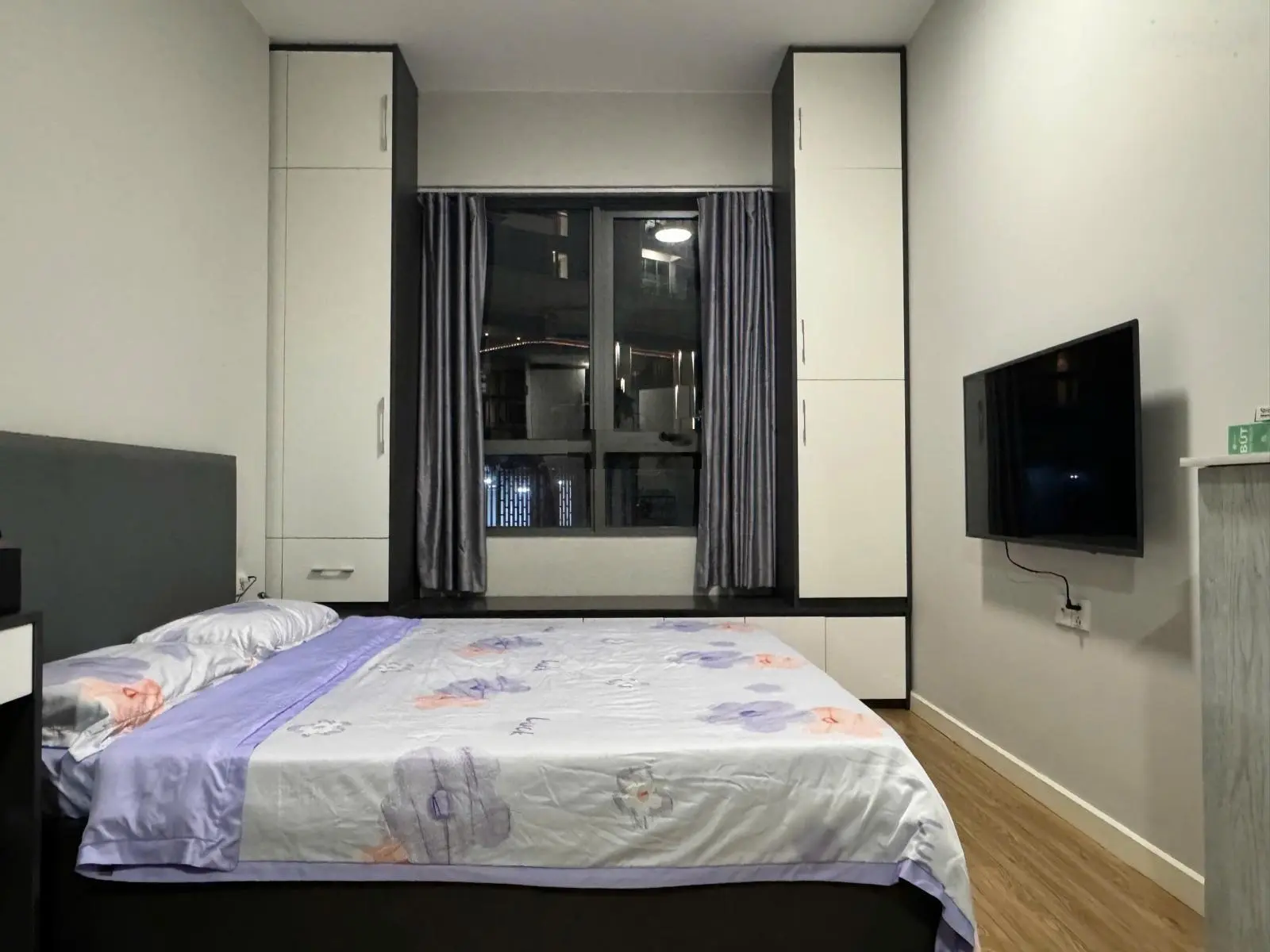 BÁN GẤP 2PN 2WC MASTERI AN PHÚ 73m2 SIÊU XINH. LH E VY: 0938 659 ***ZALO/VIBER/IMESS/CALL)