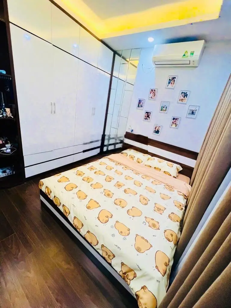 Bán Nhà Phố Quang Trung, Hà Đông, 35m2, 4 tầng, Giá 6,45 tỷ, Ô tô Lùi Cửa, Mặt ngõ thông Kinh doanh