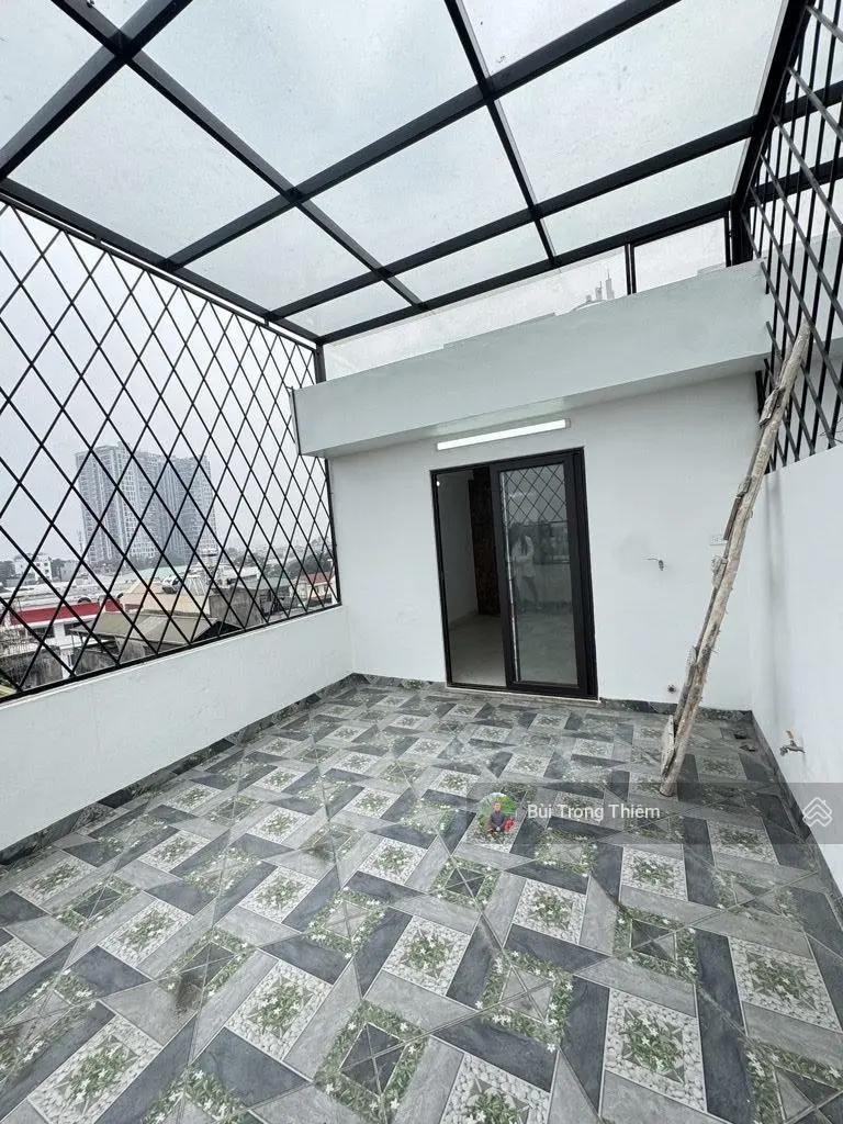 Bán nhà mới đẹp 6 tầng thang máy gara ô tô ở Bát Khối, Long Biên mặt ngõ ô tô tránh giá hạt dẻ