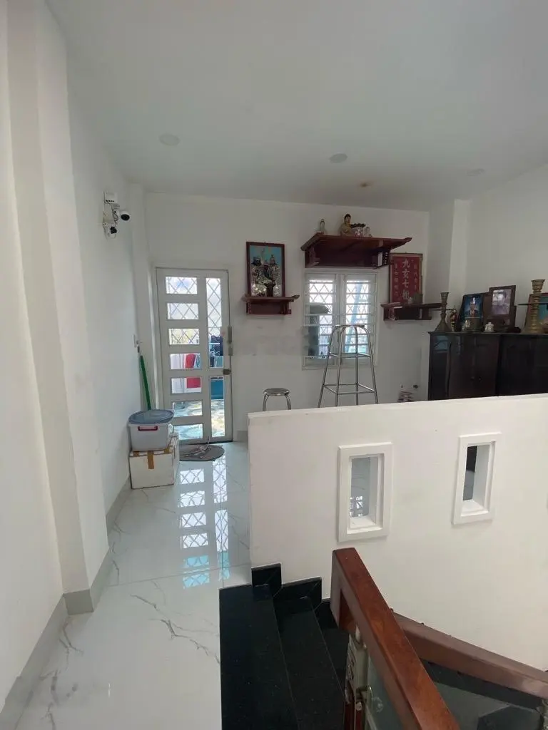 Bình Tân Gò Xoài-chủ giảm mạnh 500 triệu đi nước ngoài-5 tầng đúc 68m2 - giá chỉ nhỉnh 6 tỷ đồng