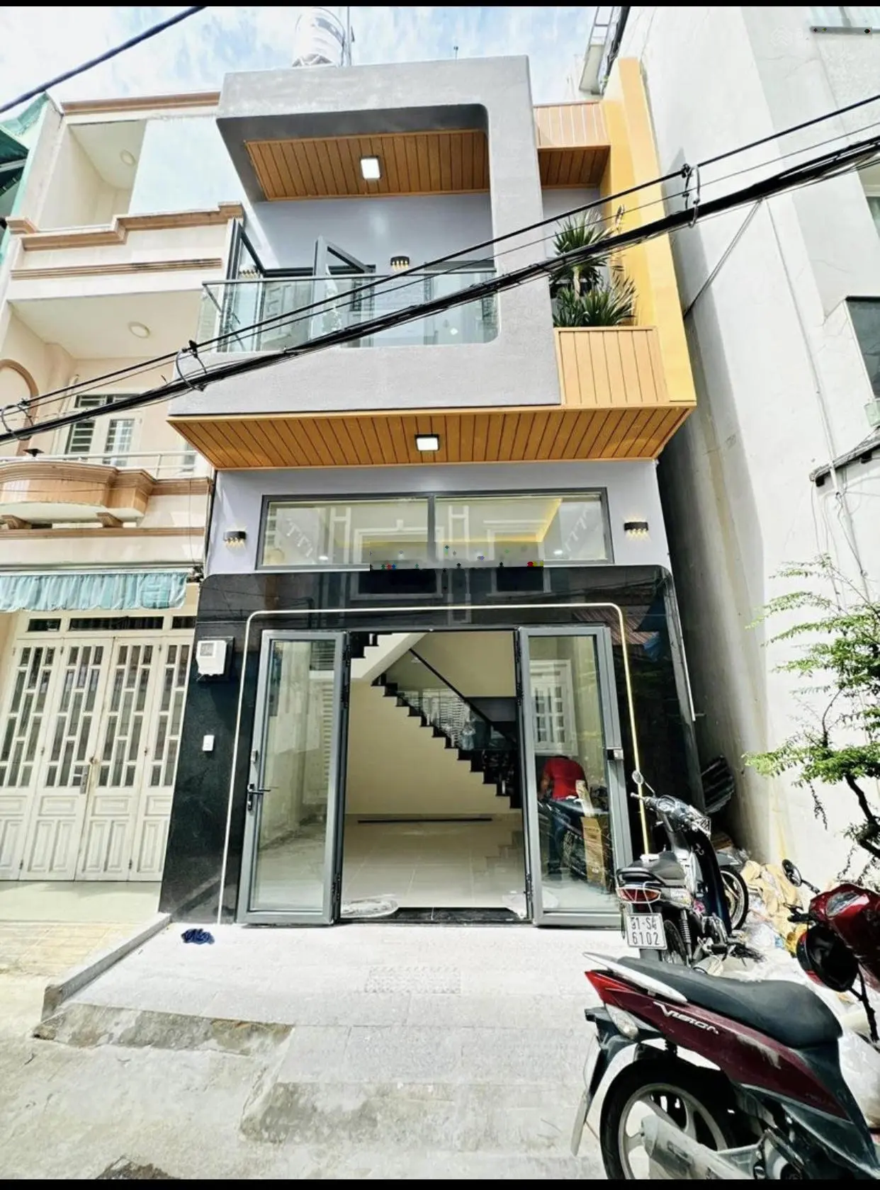 Bán nhà ngay mặt tiền đường Bình Hưng, DT 80m2. 1 trệt 1 lầu đang cho thuê 12tr/th - SHR