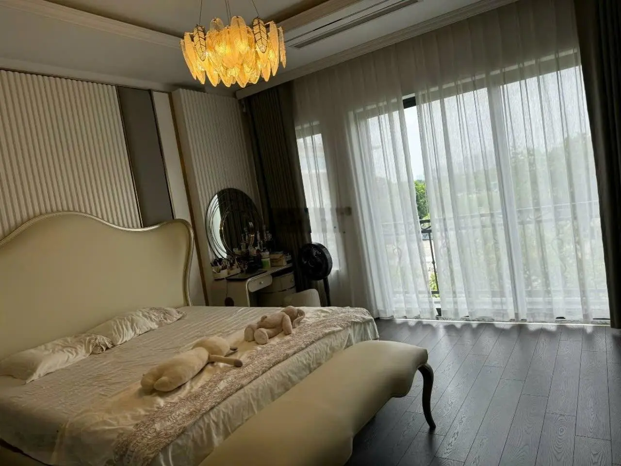 Bán nhà phố Hàm Nghi, vị trí đẹp, đường thông, kinh doanh, 60m2 17 tỷ
