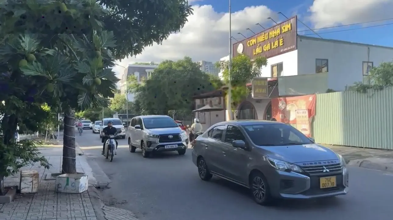 Bao Giá Khu Vực ! Bán Nhà Mặt Tiền Kinh Doanh Thân Văn Nhiếp, An Phú Q2. DT 7x17 - Giá Chỉ 19 Tỷ