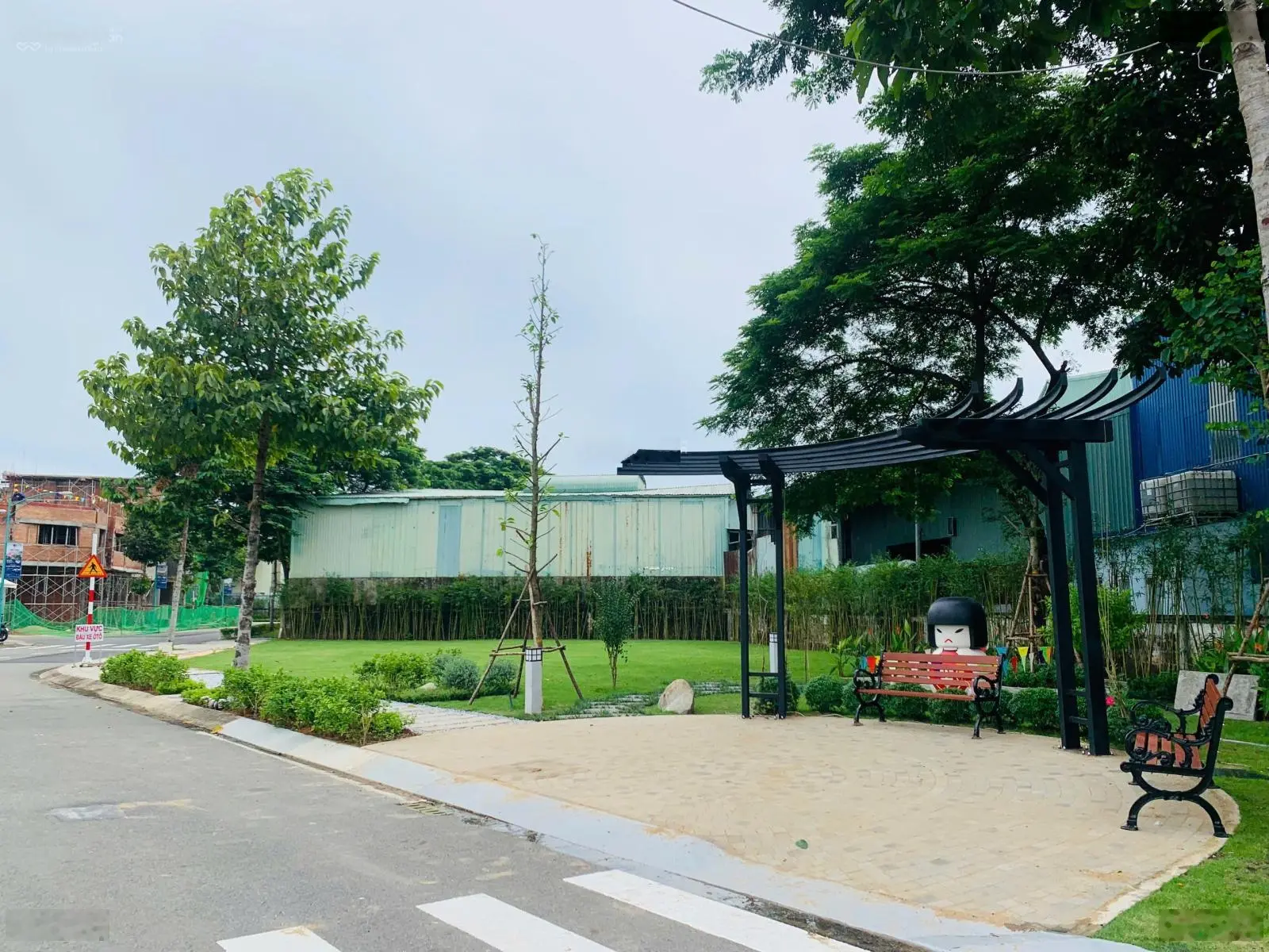 Nhà 3 tầng/full nội thất/SHR/Chuẩn Nhật/Thuận An/Bình Dương/Tiện ích đắng cấp có Hồ Bơi/công viên