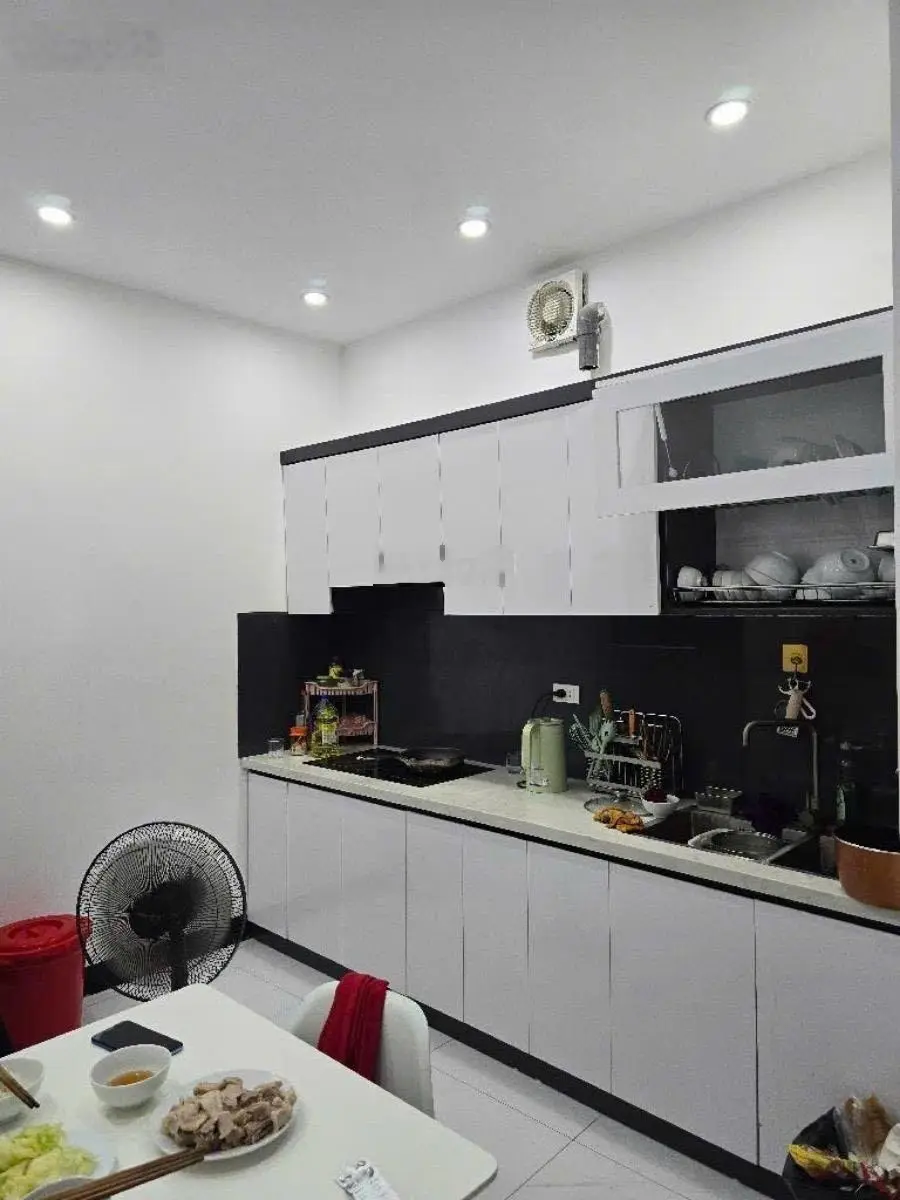 Siêu phẩm mặt ngõ thông - ô tô đỗ cửa! Bán nhà ngõ 168 Kim Giang 42m2 4 tầng mặt tiền 3.5m chỉ 8 tỷ