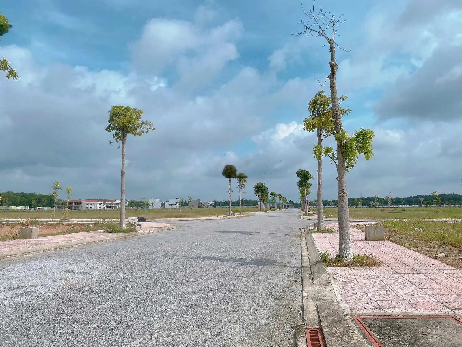 Bán đất Alana City Bình Dương ngay trường chợ, kinh doanh tốt