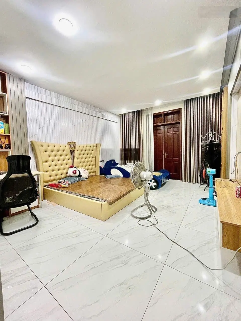 Bán nhà phố Ngô Quyền Hà Đông 67m 4 tầng, mặt tiền 4.3m 13.3 tỷ, ngõ thông, tặng nội thất