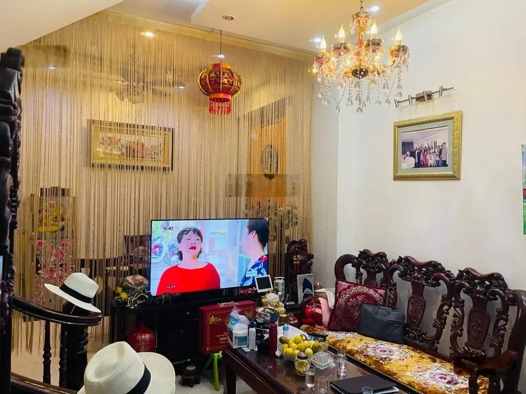Nhà đẹp - lô góc - phố Nguyễn Sơn - Long Biên - mặt tiền to - nhiều tiện ích - an sinh lý tưởng