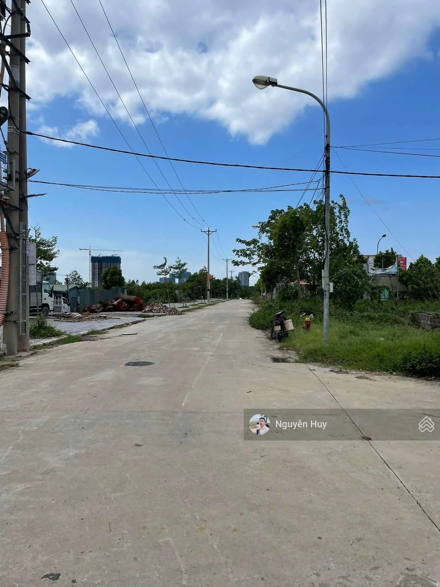 Đất tái định cư - phân lô, vỉa hè, ô tô tránh, tương lại cạnh công viên, gần Vin 1, giáp đường 5B