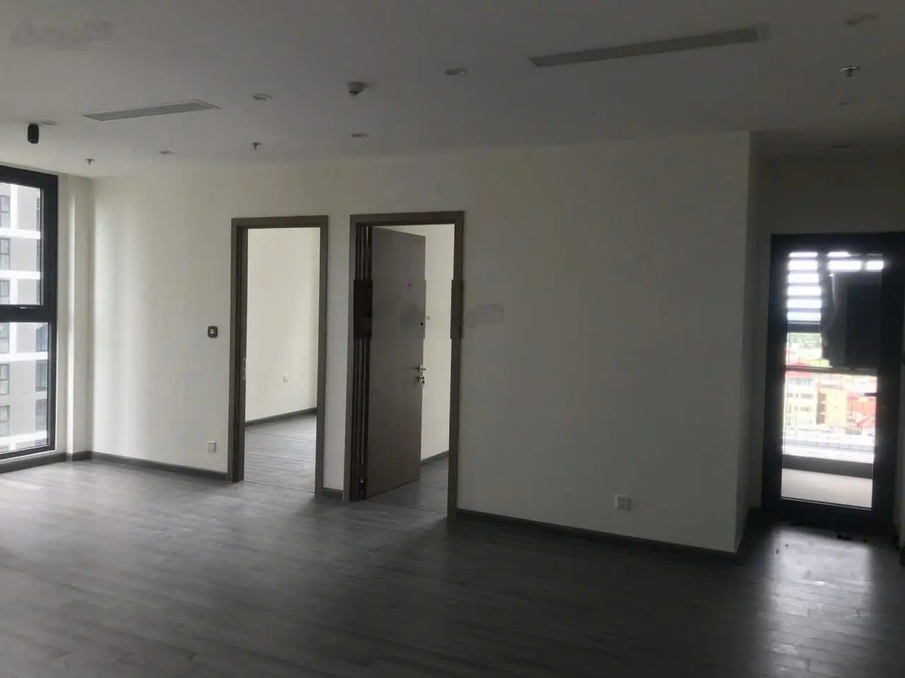 Cần bán 3PN + 1, DT rộng 98m2 tại The Zenpark - Vinhomes Ocean Park giá tốt chỉ 5.5 tỷ hướng ĐN