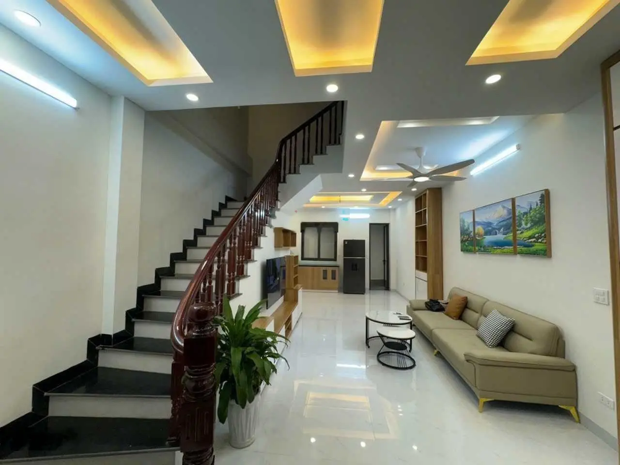 1 căn Duy nhất tại Đường Nguyễn Hoàng 50m2 - Lô Góc - Khu dân trí cao - gần chợ - nhà Mới - 8 tỷ