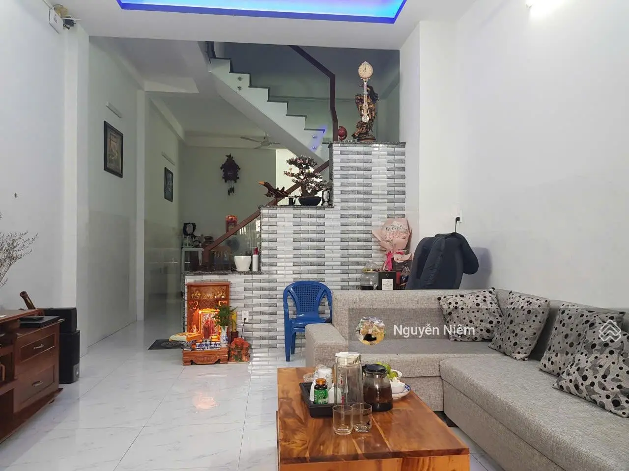 Cần bán ngôi nhà tâm huyết 3 tầng 1 tum khu tập thể Không Quân Dt 60m2 nhà còn mới giá 4tỷ599 TL