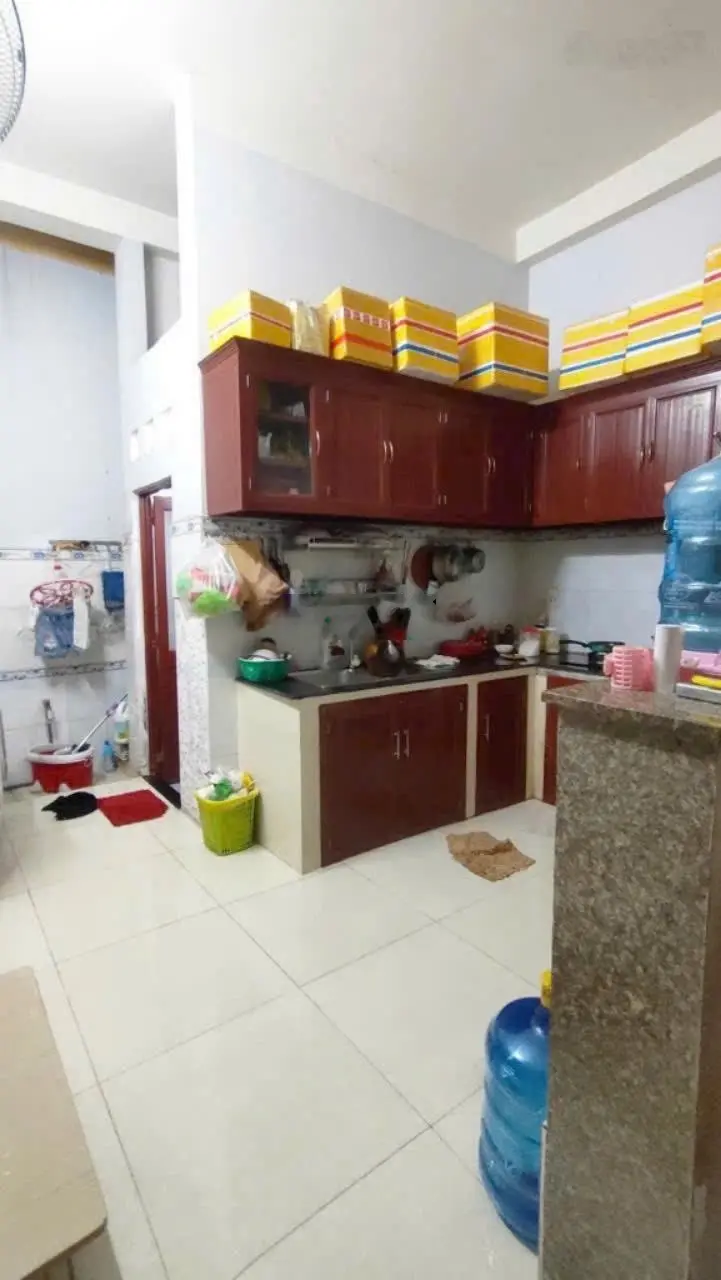 Chỉ 4 tỷ - căn giá tốt hiếm khu vực - 40m2 - 2 tầng - đường xe hơi tránh - trung tâm quận 12