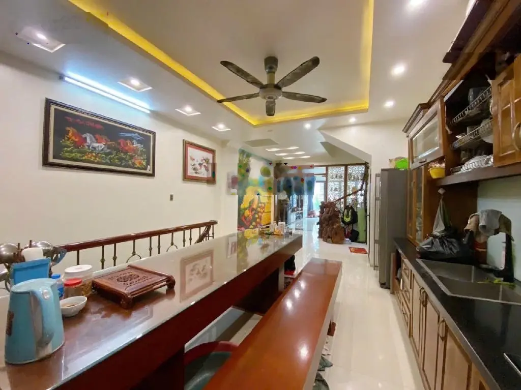 Bán nhà mặt phố bùi xương trạch 96m2- mặt tiền 4.6m- nở hậu - 24 tỷ- quy hoạch xong càng giá trị