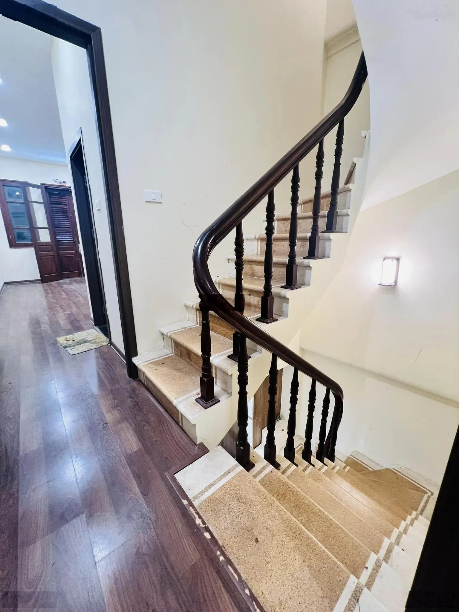 Nhà Tây Mỗ-56m2- 3tầng- dân xây-5.6 tỷ-ô tô vào nhà-dân trí cao -tiện ích Vinhomes-ở sướng- hàng F0