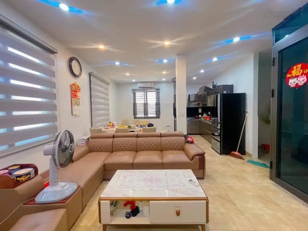 Cần bán nhà riêng khu kinh doanh siêu vip giá 18 tỷ VND tại Phường Đề Thám, Thái Bình
