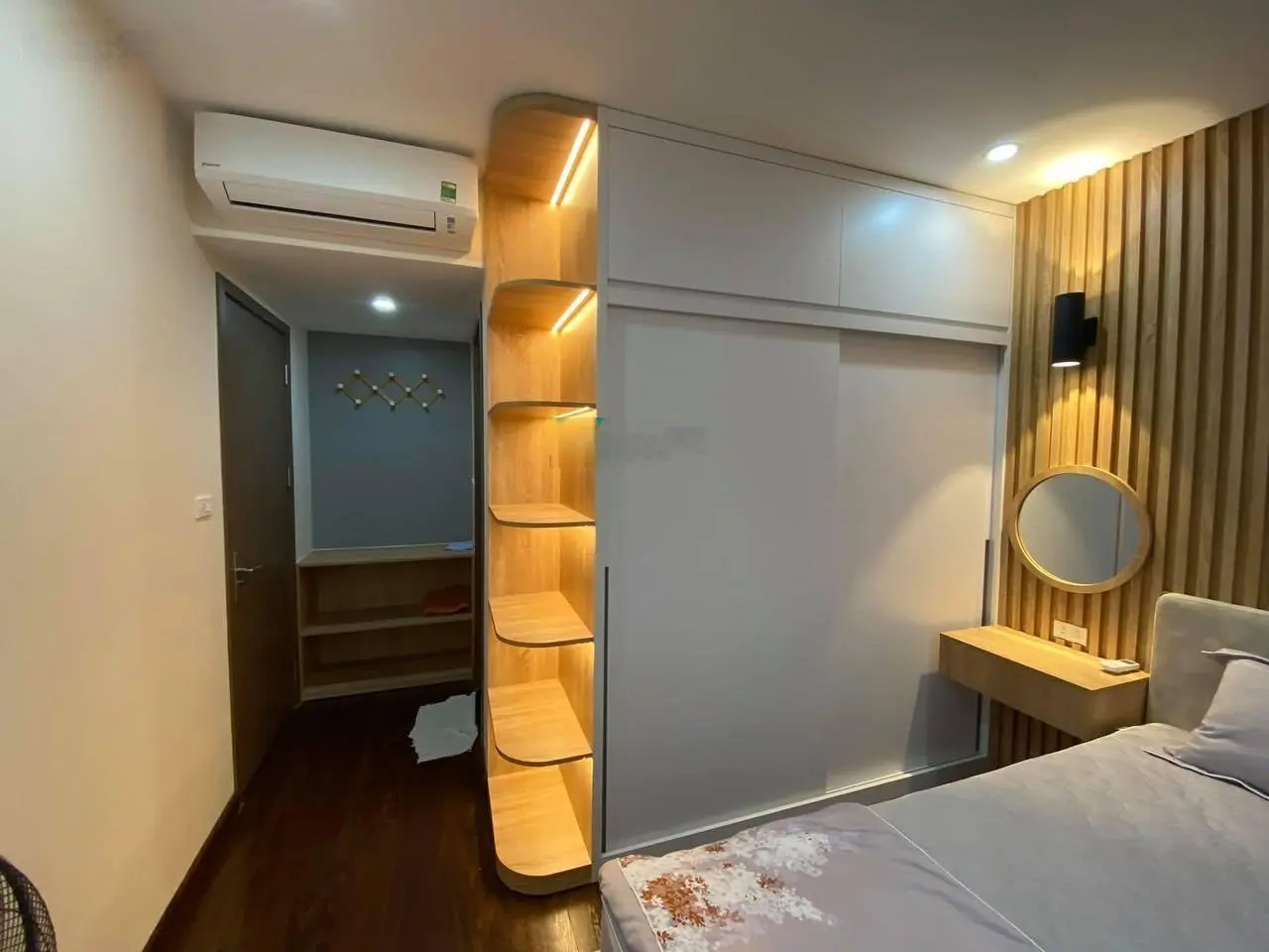 Hiếm, cần bán căn hộ 1 ngủ, nội thất xịn, chung cư Beasky, gần The Manor, Nguyễn Xiển, ảnh thật