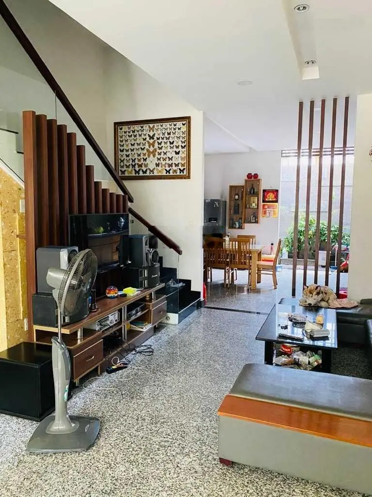 Khu 38 ha, nhà đẹp 4 tầng, 5x18m, sát MT Phan Văn Hớn, đường 10m, hơn 8 tỷ, vị trí đắc địa Q12