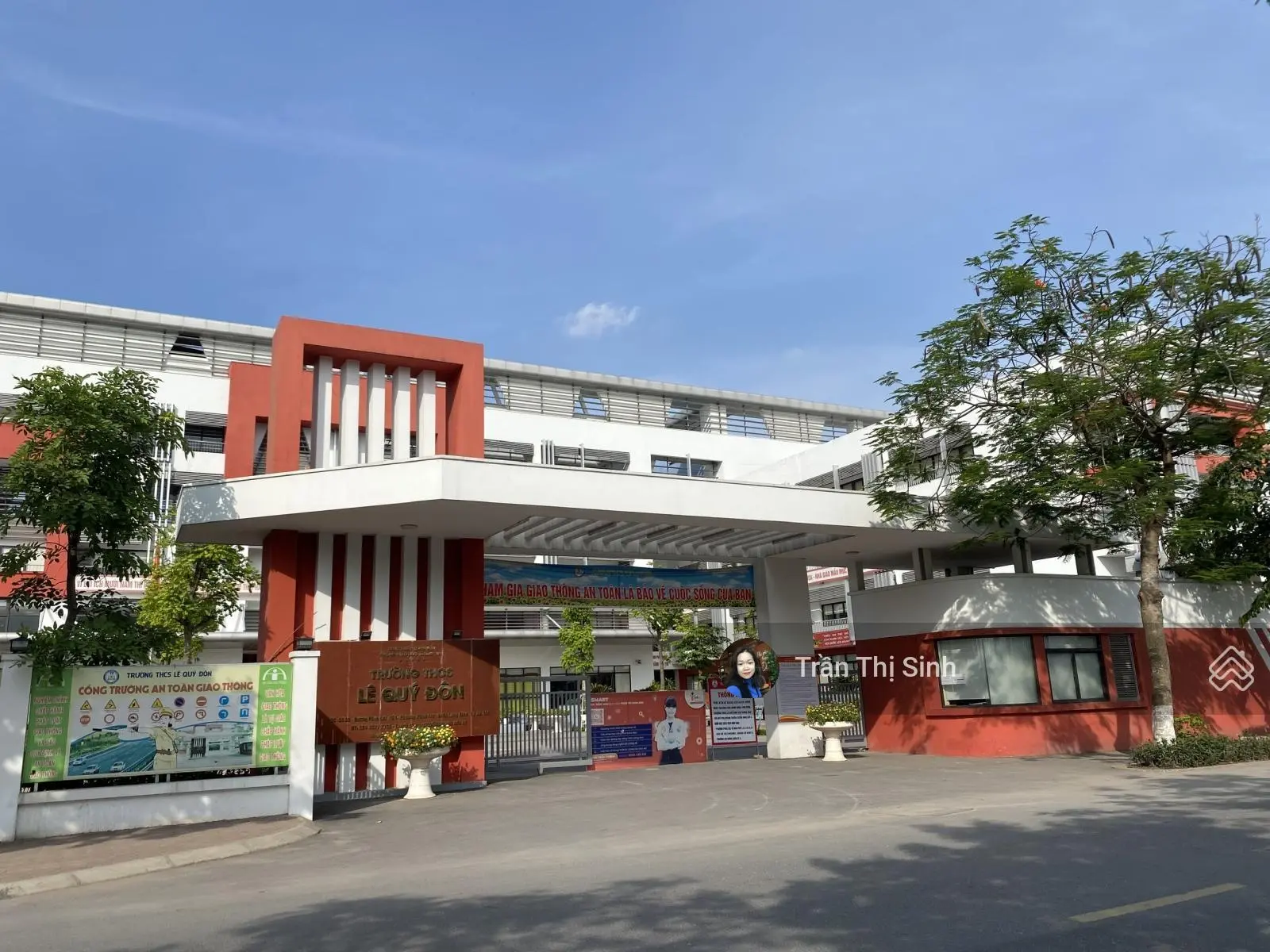 Đất đấu giá phục lợi, thông số chuẩn 75m2 mt6m vỉa hè rộng 5m view nhà văn hóa. kinh doanh