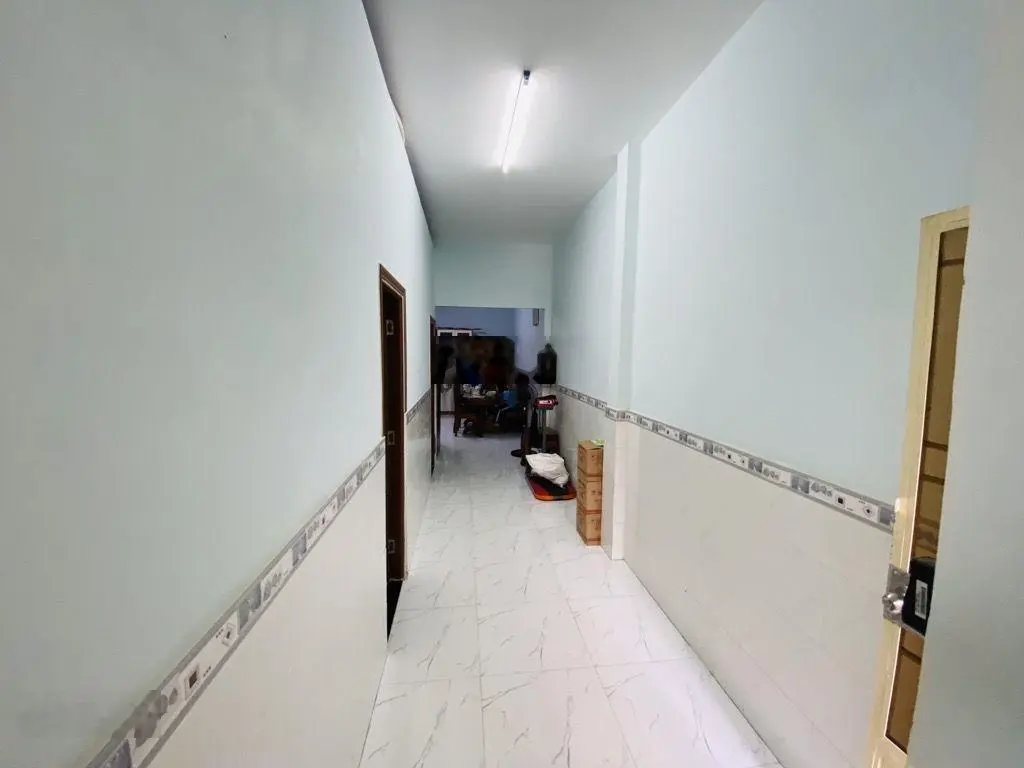 Nhà 100m2-ng5 hxh thông Đ.Tô Ngọc Vân, ngay UBND P.Tam Phú chỉ 8tỷx(thương lượng). LH 0967 908 ***
