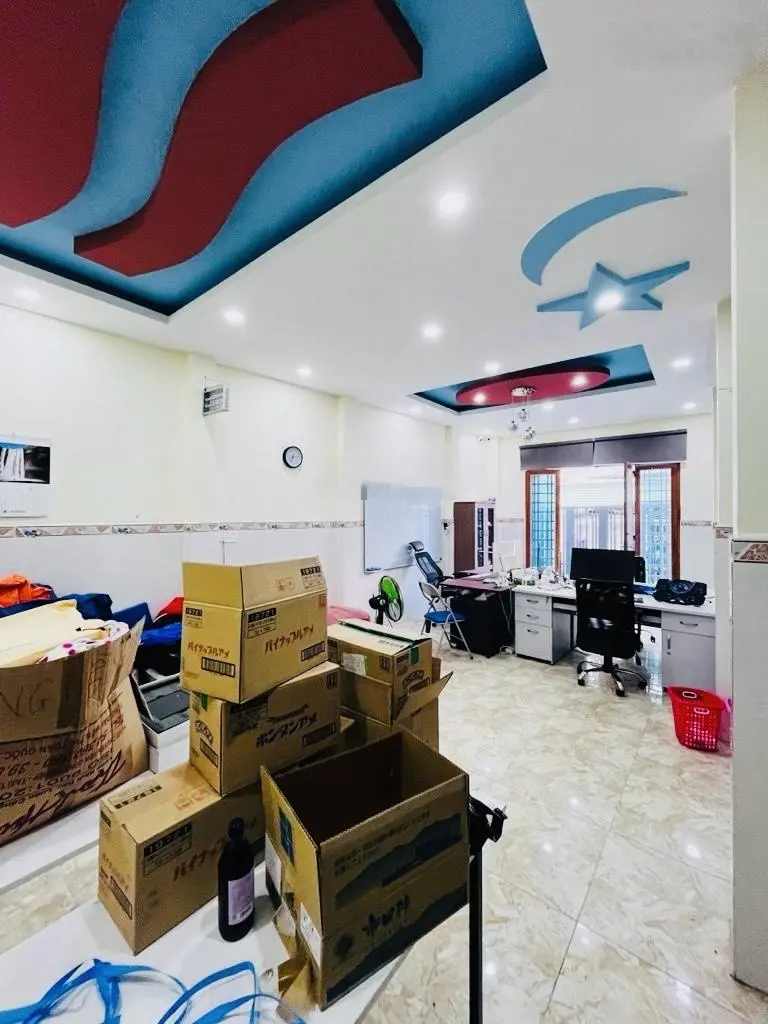 Siêu phẩm nhà đẹp 2 tầng ngang khủng 10m 20m ra Đ. Nguyễn Thị Định Q2