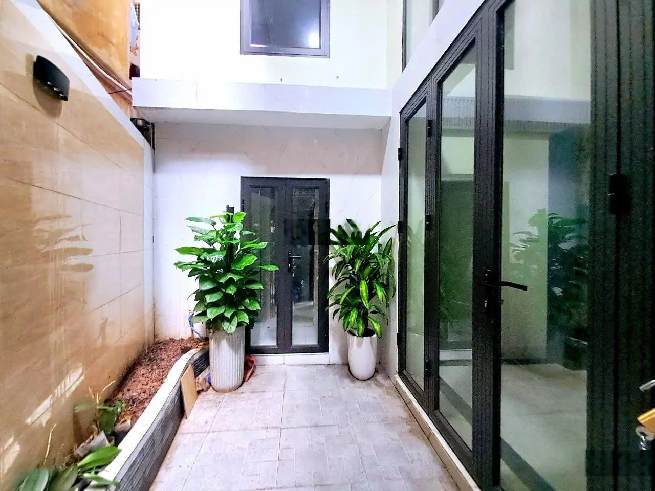 8.15 tỷ - 45m2 - 6 tầng mới - thang máy - Bạch Mai - Hồng Mai - HBT 0985826871