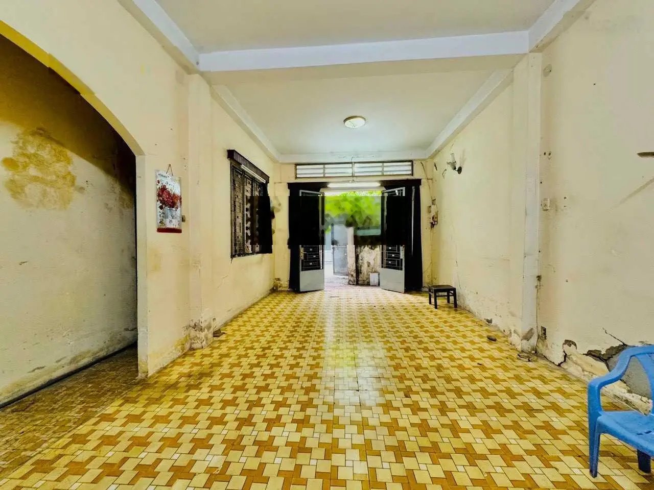 Nhà C4 HXH Nguyễn Cưu Vân 5x14m vuông vức công nhận 70m2 XD mới trệt 4 lầu ST vị trí ngay Quận 1