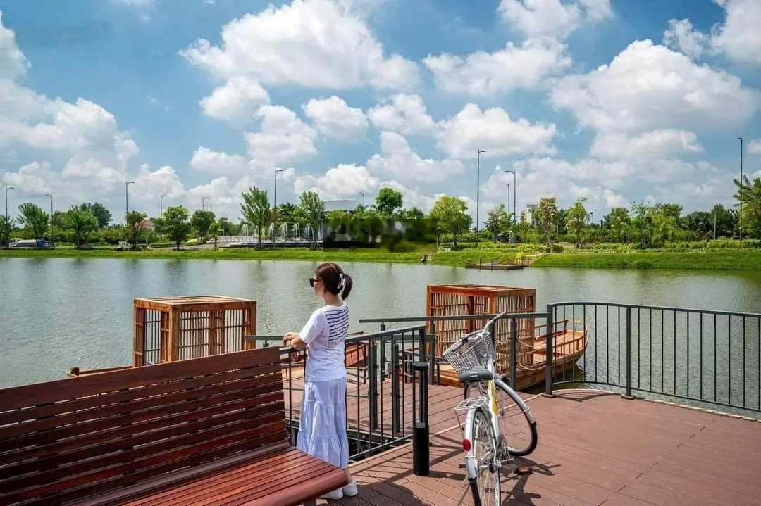 Cần bán căn Villa infinity view trực diện hồ 10x20m, KDT ID Junction Long Thành. LH 0931342525