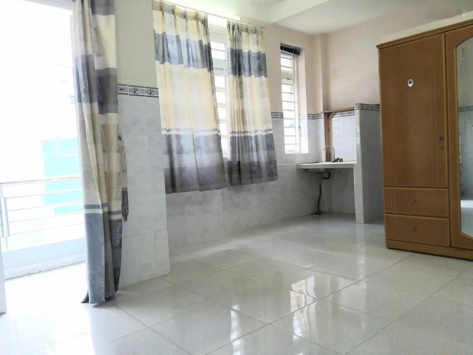 Siêu hót tòa căn hộ dịch vụ chính chủ giảm 1 tỷ bán nhanh trả nợ