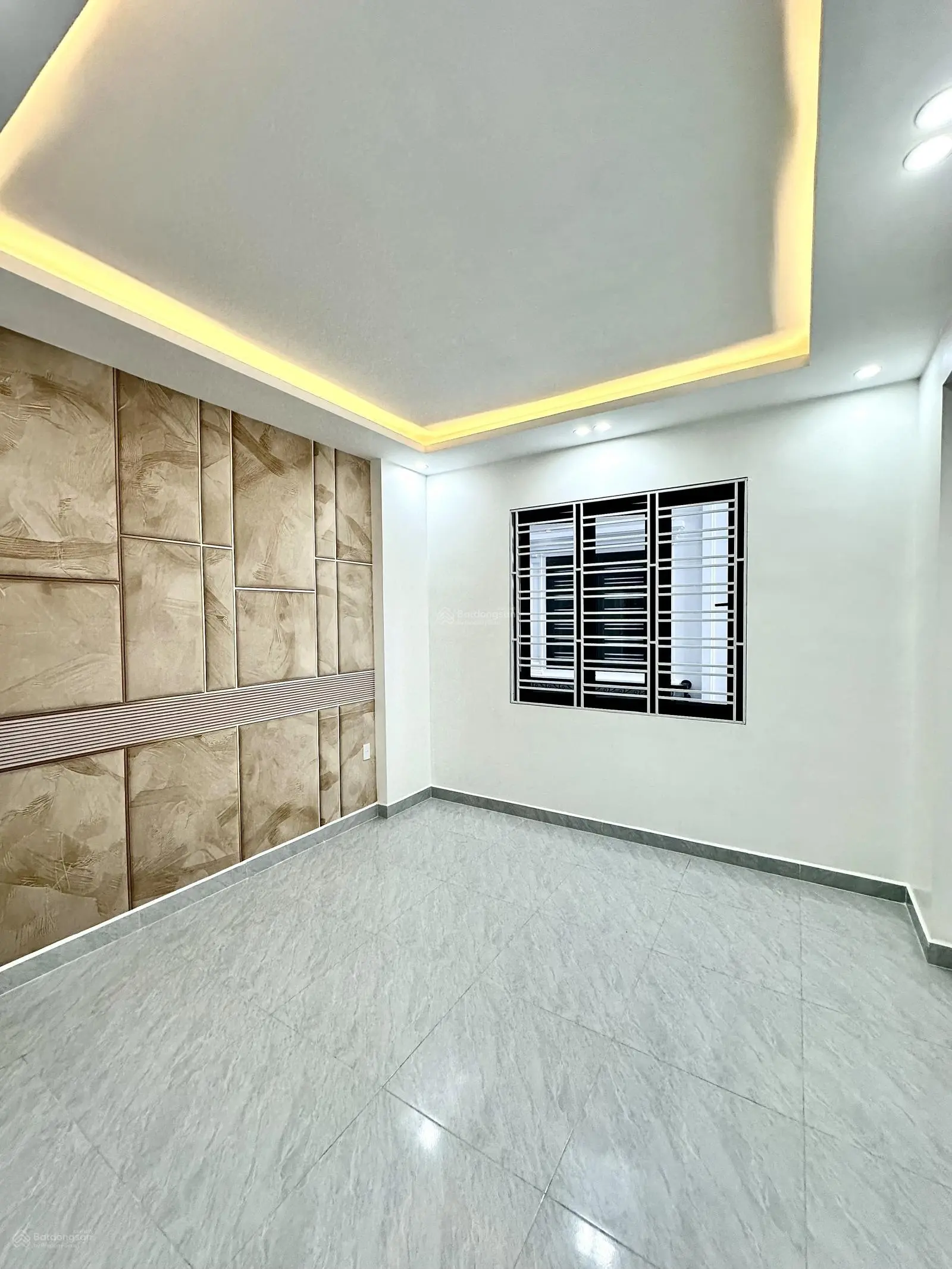 Nhà 4 tầng xây mới phố Thiên Lôi, thiết kế đẹp, đầy đủ công năng
