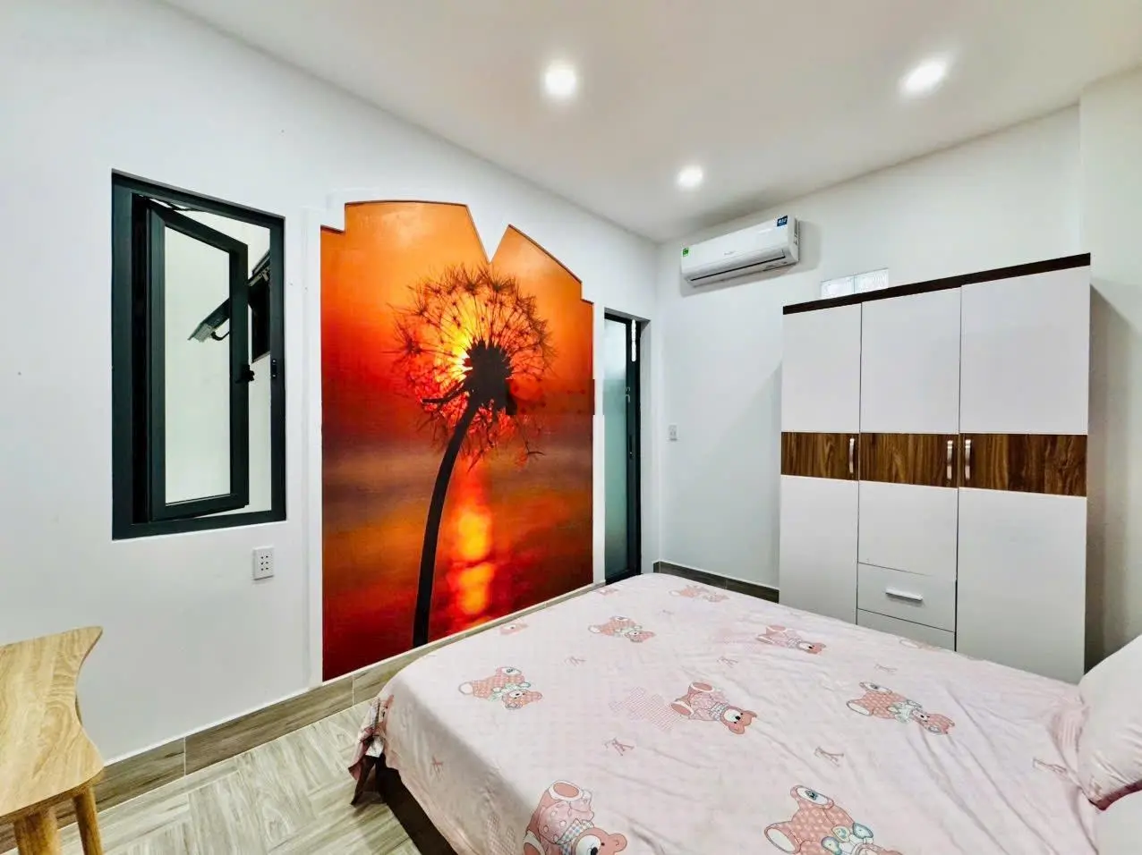 Cuối năm cần tiền về quê cần bán nhà Cầm Bá Thước P7 Phú Nhuận, 48m2, đường 6m, SHR