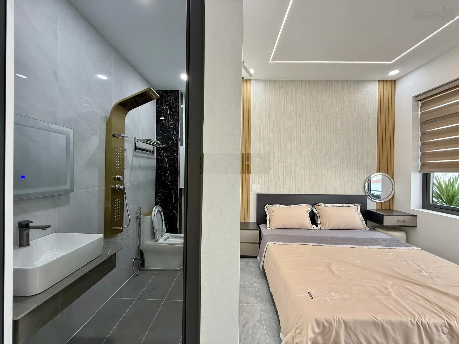 Nhà đường thông Trường Chinh, Sát chợ Lạc Quang, DT:4x16M, Lửng, 3 Lầu, 4PN, Gara ô tô, 7,85 tỷ