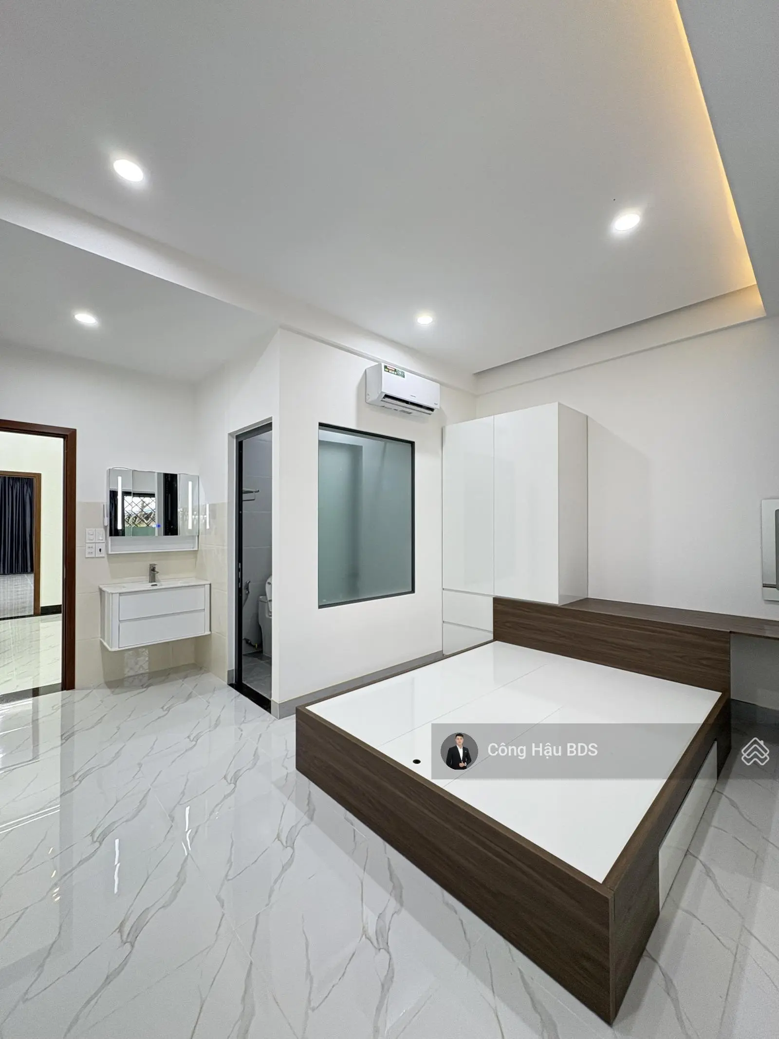 Nhà Vừa Hoàn Thiện- Chuẩn Luxury. Trệt- 2 Lầu. 5 PN- 5WC. DT: 146M2. KDC Cao Cấp. Giá: 6 Tỷ TL