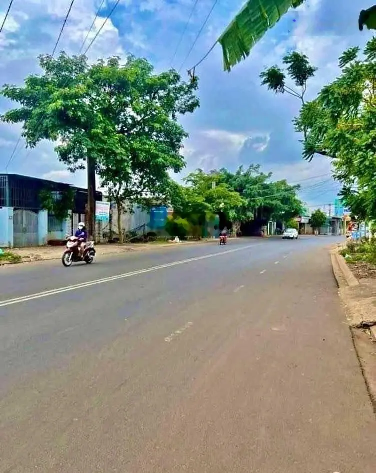Thanh lý lô đất 1 tỷ 350 triệu/152m2 đường nhựa liền kề chợ lớn, sát cụm KCN Công nghệ cao 530ha