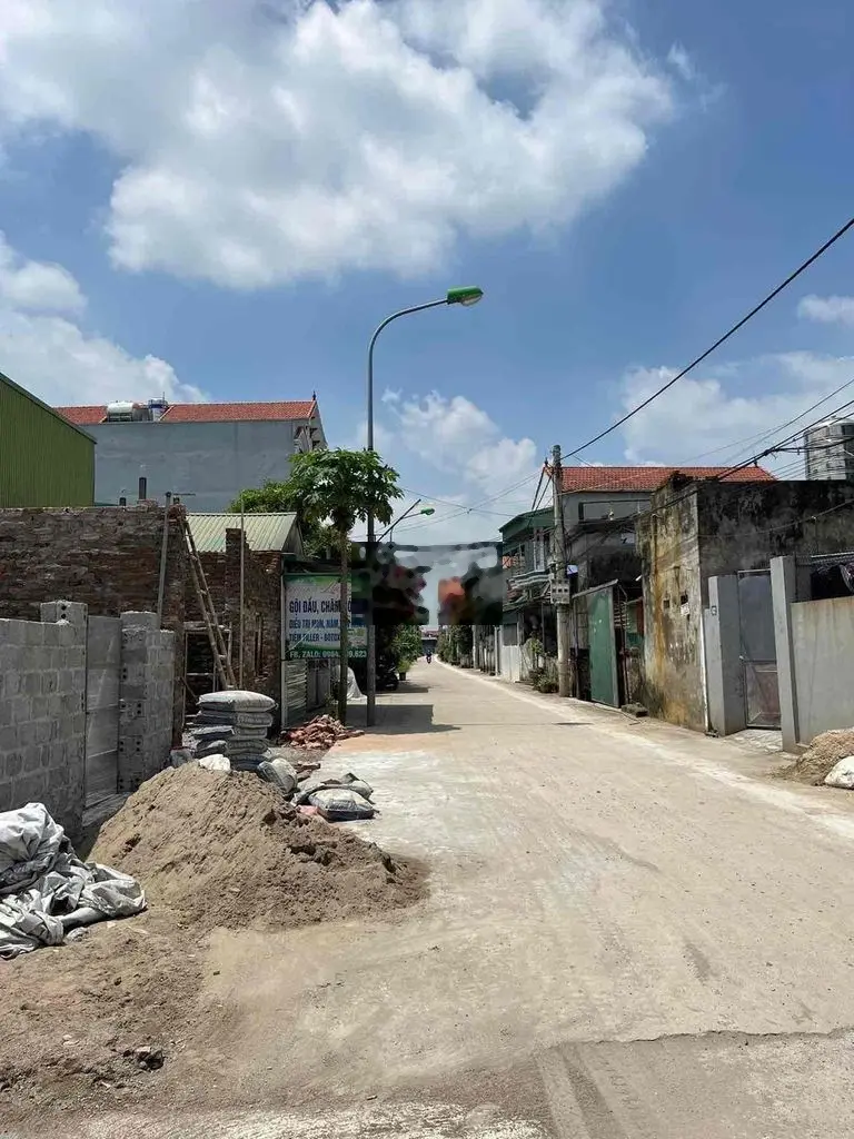 Đất Mặt trục chính đại đồng