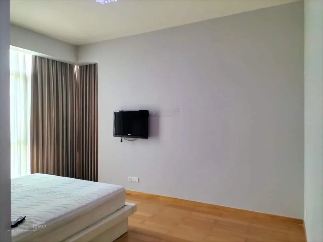 Bán căn 3 PN The Vista, 135 m2. Giá 8,2 tỷ chốt, rẻ nhất TT. Đang có HĐ thuê. Xem căn hộ 24/7