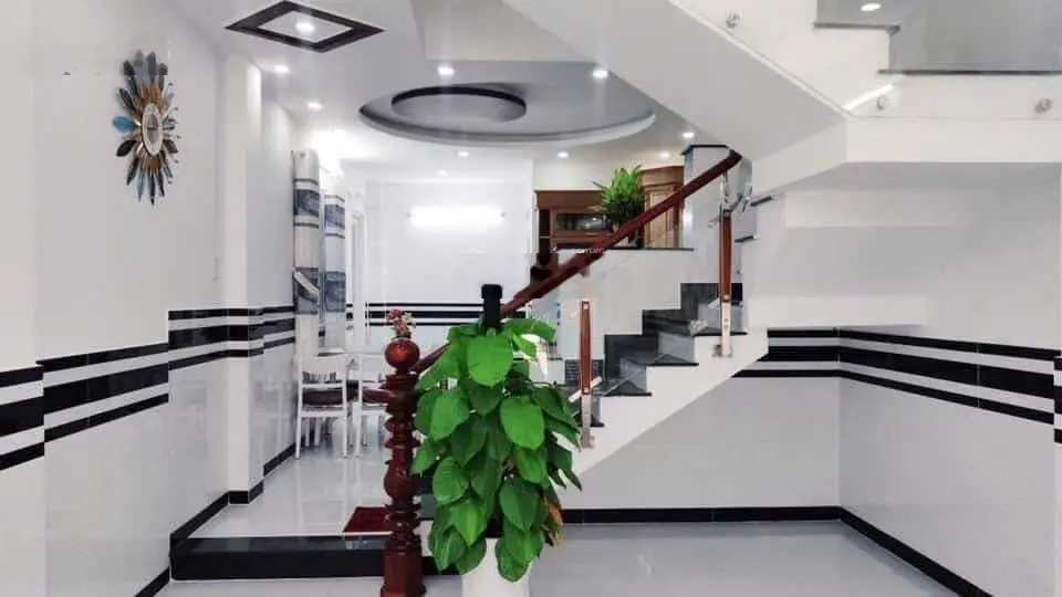 Công chứng ngay căn nhà HXH Trường Chinh Tân Bình 48m2 SHR 1T2L4PN, HDT14tr Chỉ có 3tỷ 90tr LH ngay