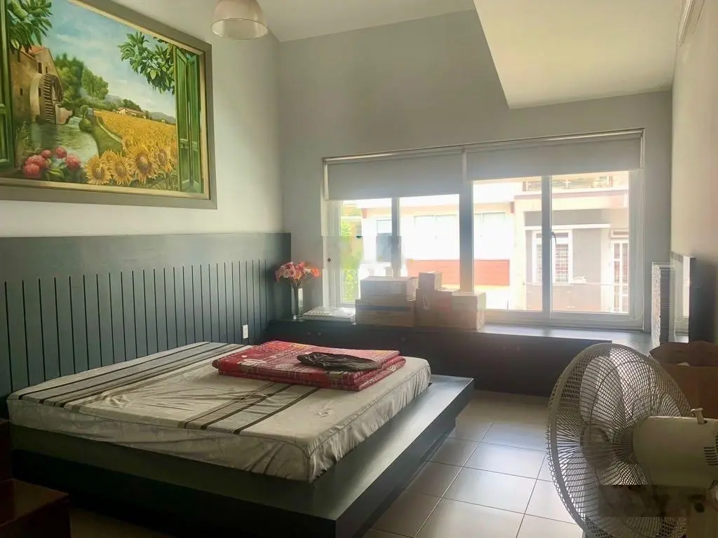 Nhà đẹp Emart Phan Huy Ích 89m2 5 Tầng Hẻm Xe Hơi chỉ Nhỉnh 7 Tỷ