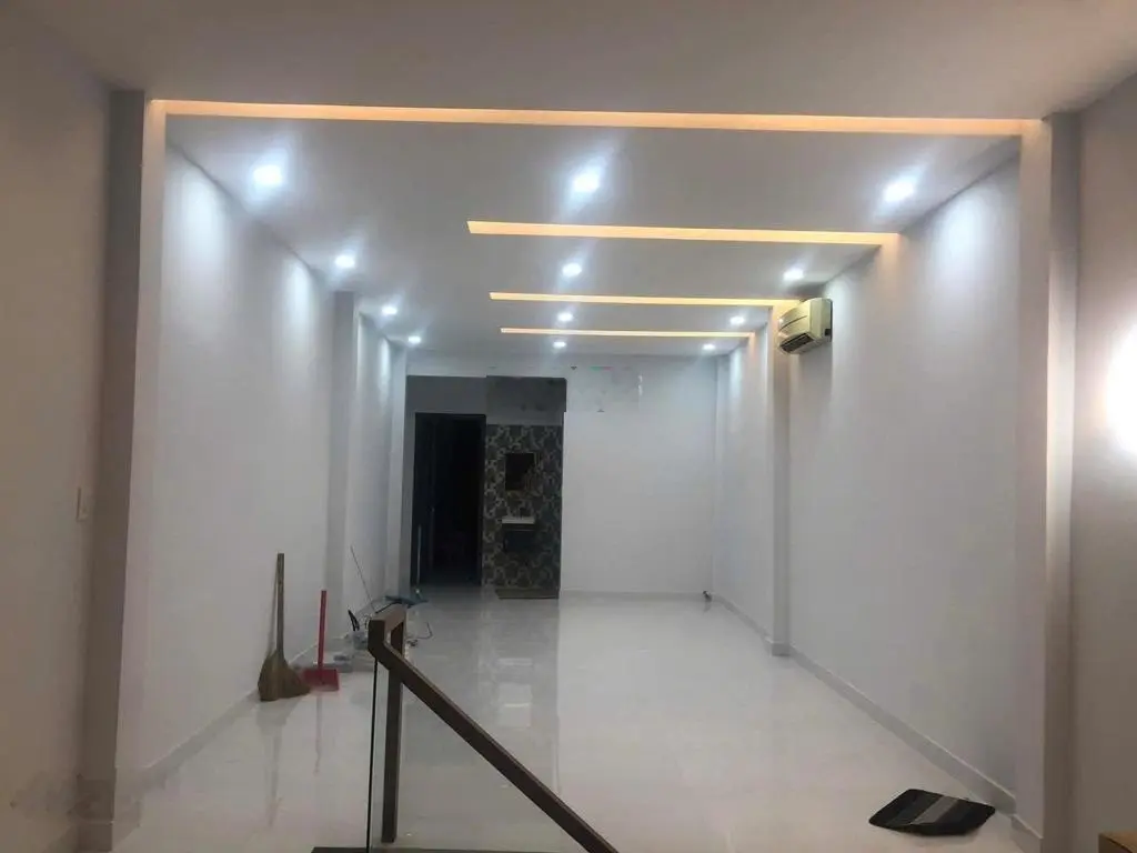 Bán Nhà Mặt Tiền Luỹ Bán Bích, 250m2, 10x25m, 3 tầng, đường ôtô 20m, tiện buôn bán,giá thương lượng