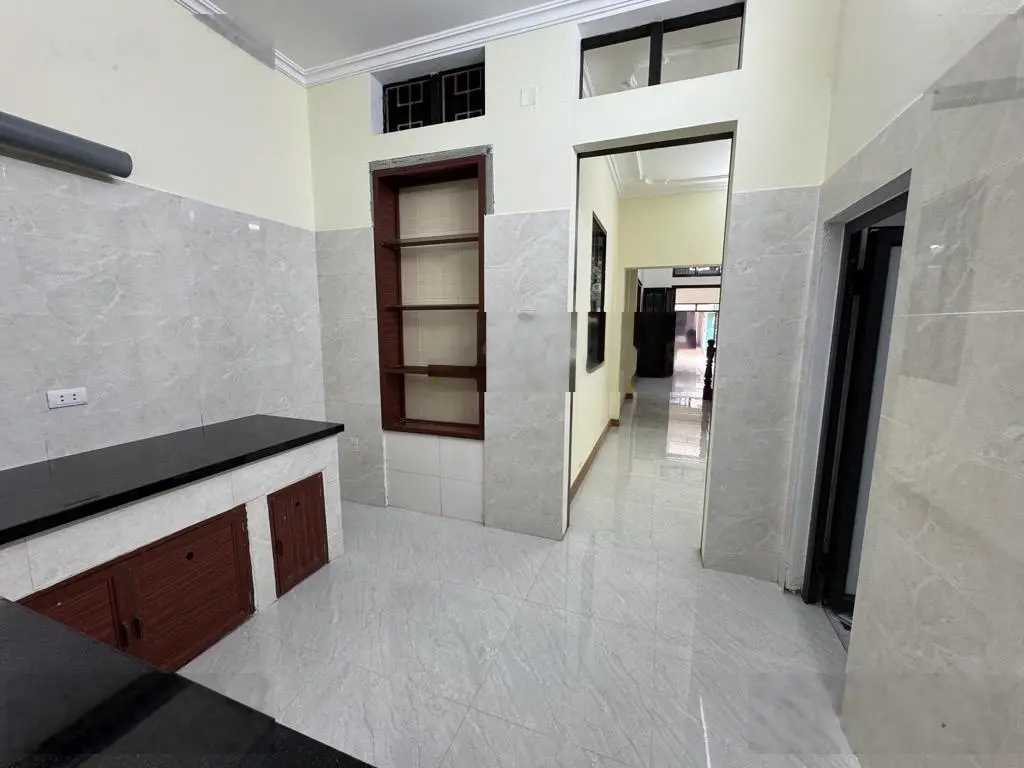 Hiếm mặt phố, kinh doanh bất chấp, Đại Mạch, Đông Anh DT 100m2 nhà 3 tầng sẵn ở và kinh doanh