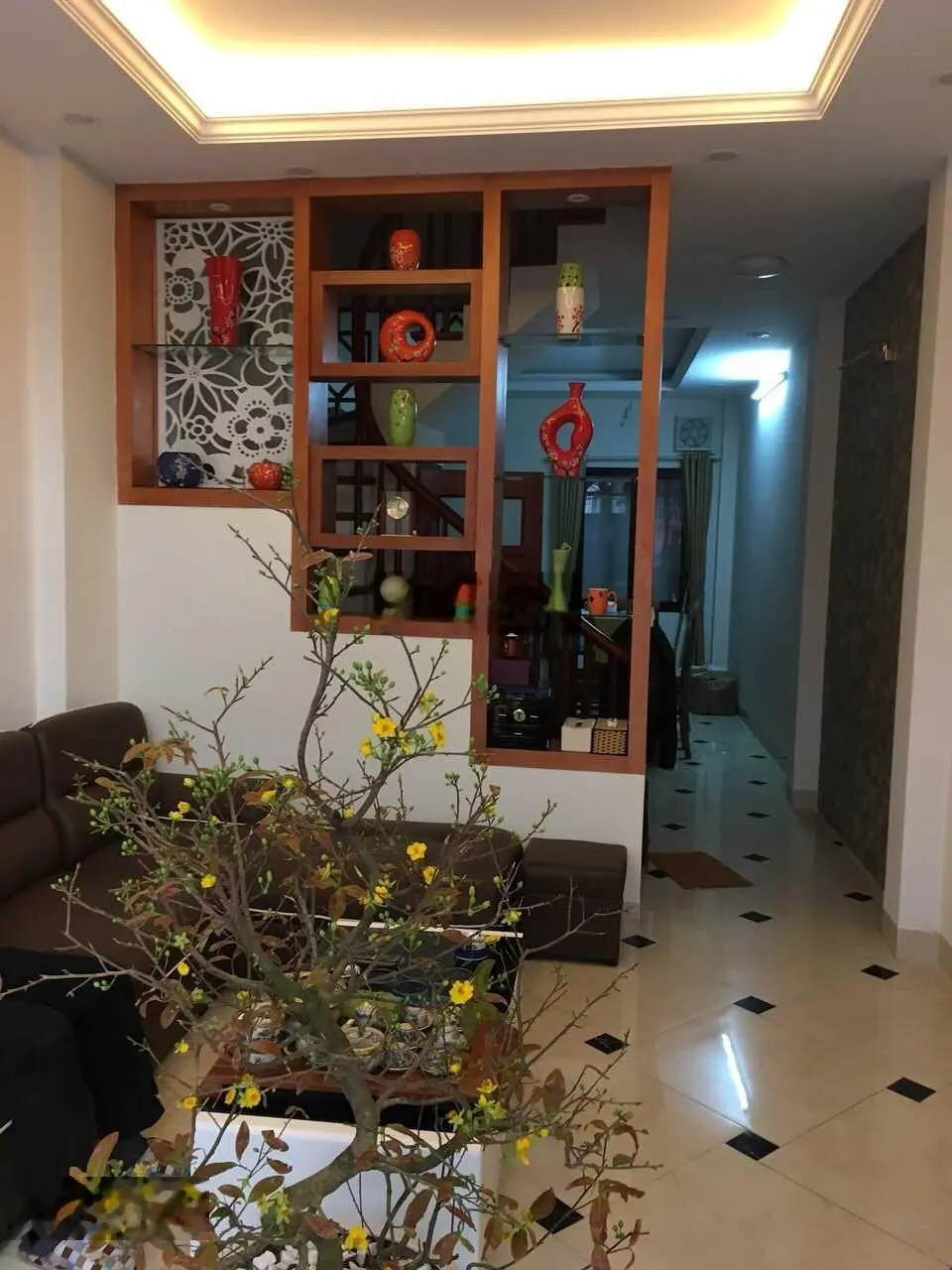 Chính chủ bán nhà giá rẻ ngõ 89 Lạc Long Quân, cực gần phố 35m2 x 3 tầng nhà dân chắc chắn, ngõ đẹp