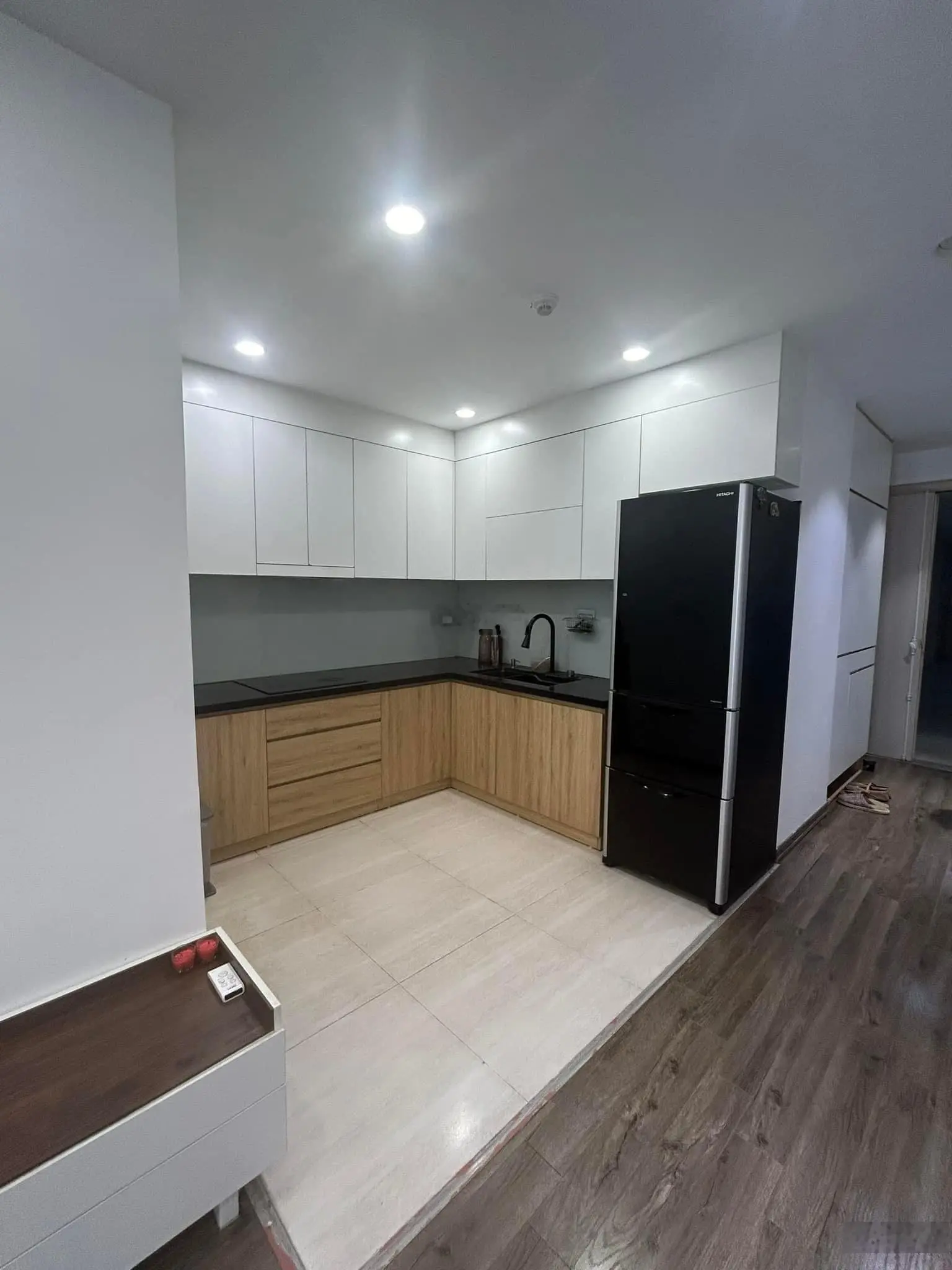 Bán căn 3n CC 259 Yên Hòa dt 80m2 đủ nội thất