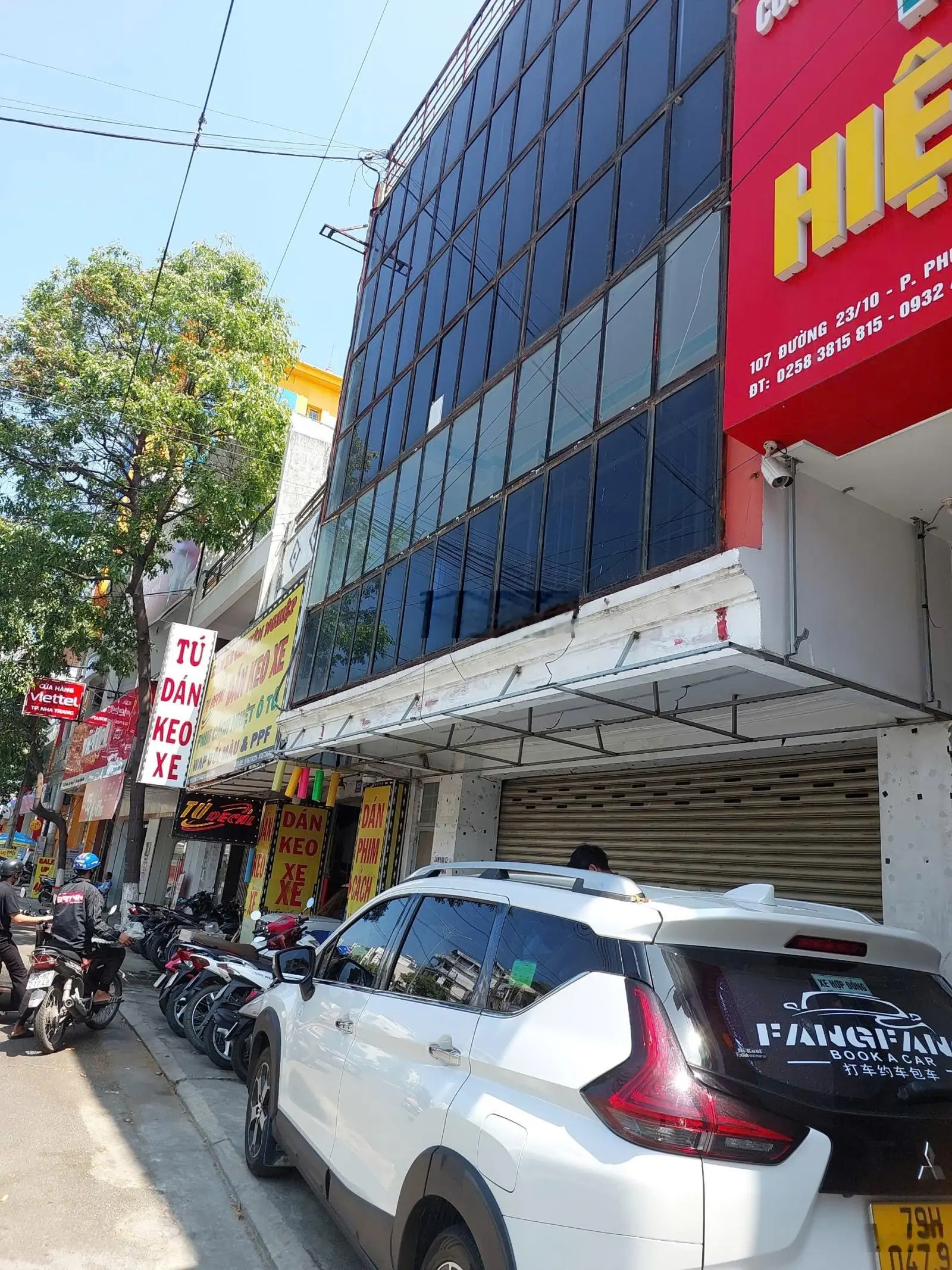 Bán nhà mặt phố tại Đường 23/10 rộng 30m, cạnh Lotte, ngang 6m, giá tốt 14 tỷ, 130m2