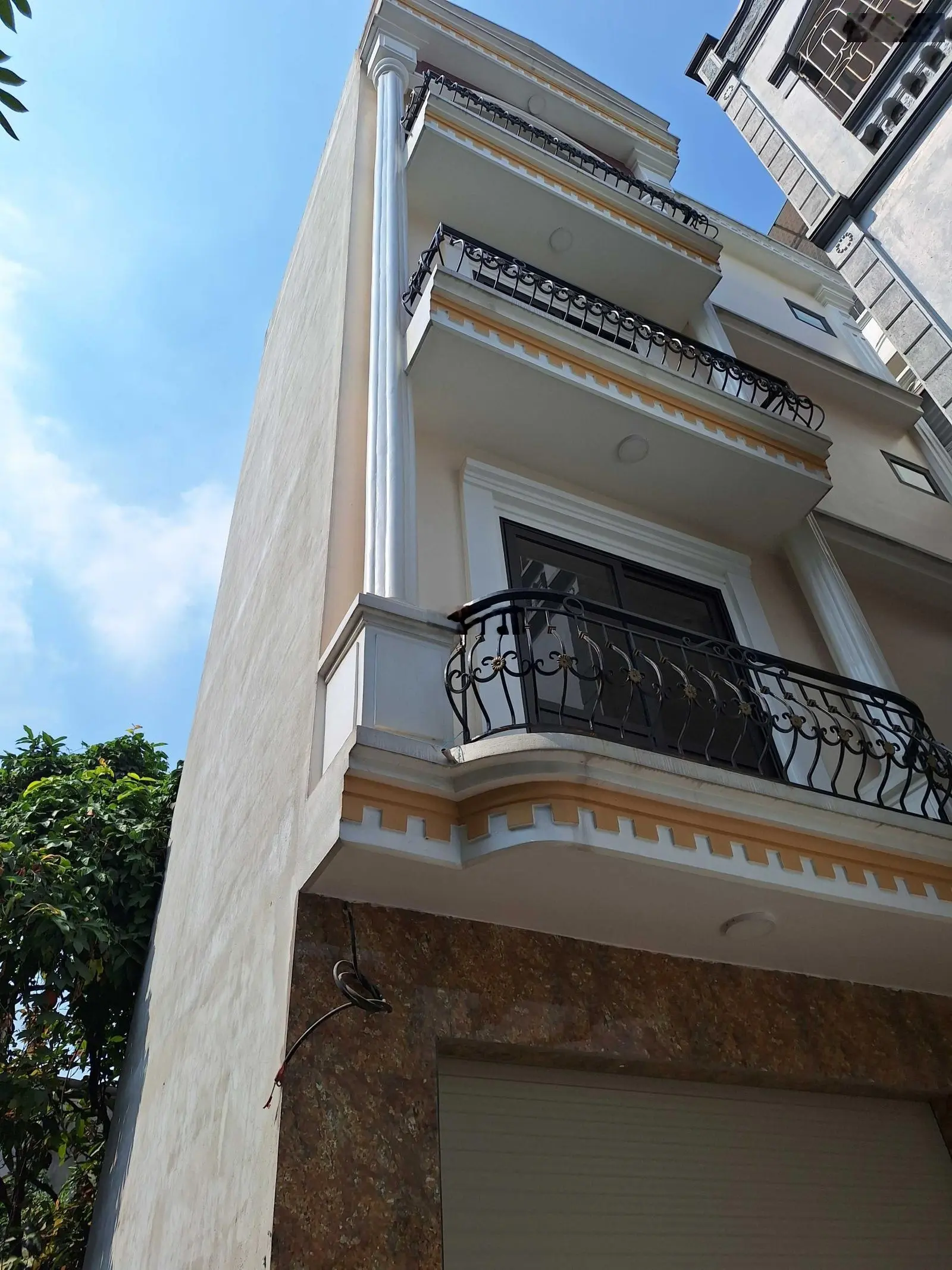 SỐC - Khu VIP phân lô vỉa hè ô tô tránh phố Sài đồng 79m2; 5,87m mặt tiền; nhỉnh 12 tỷ