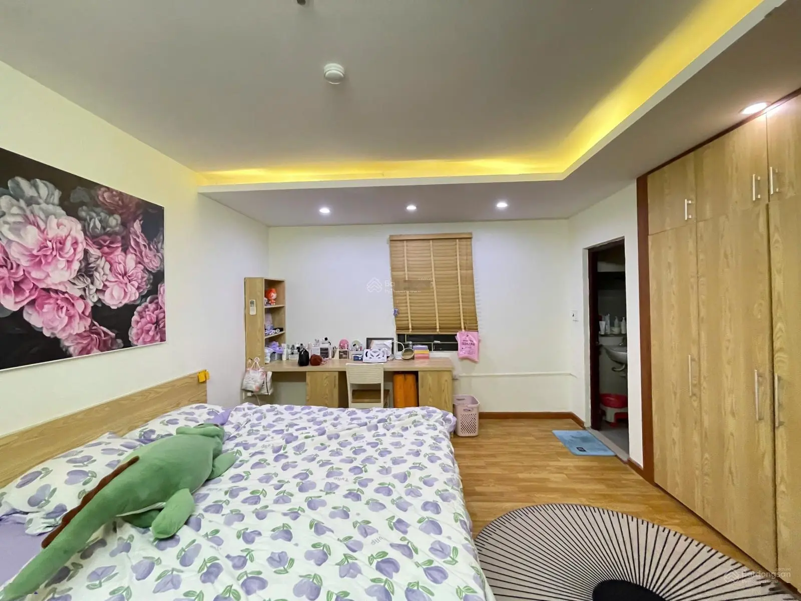 Cần bán căn Cát Tường TNT, căn góc 76m2, tầng trung, 2 phòng ngủ 2 wc, full nội thất